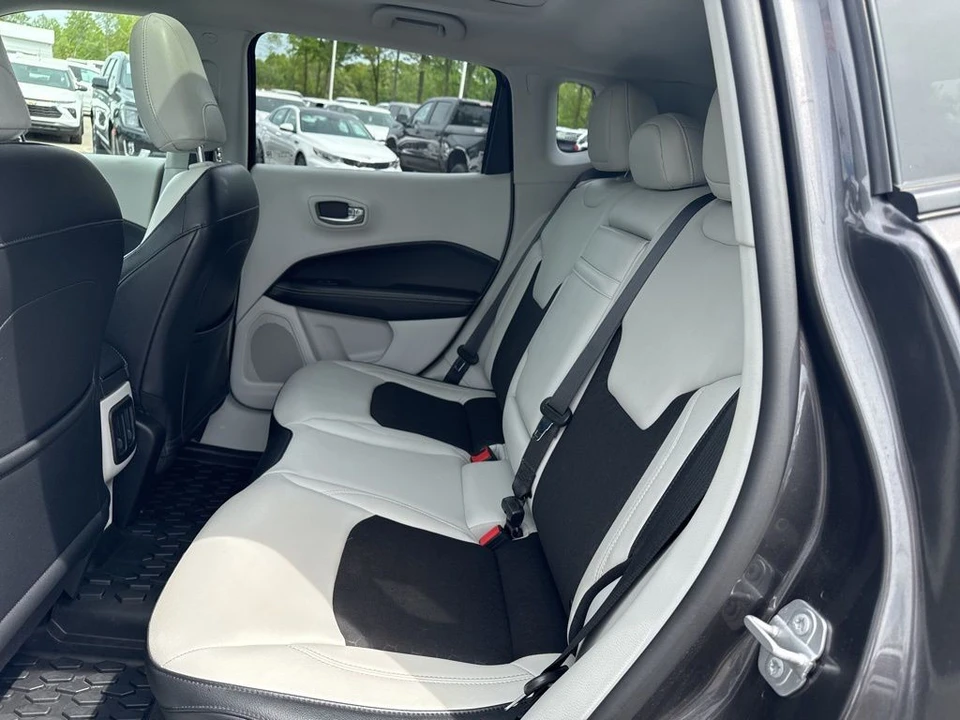 2018 Jeep Compass - Image 12 of 21