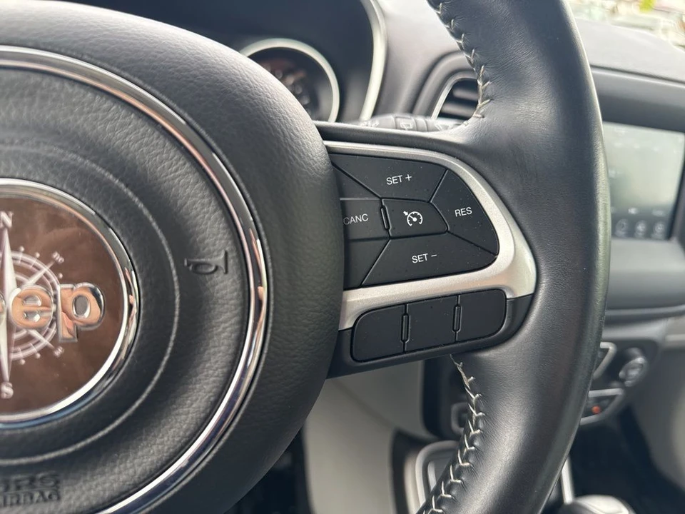 2018 Jeep Compass - Image 17 of 21