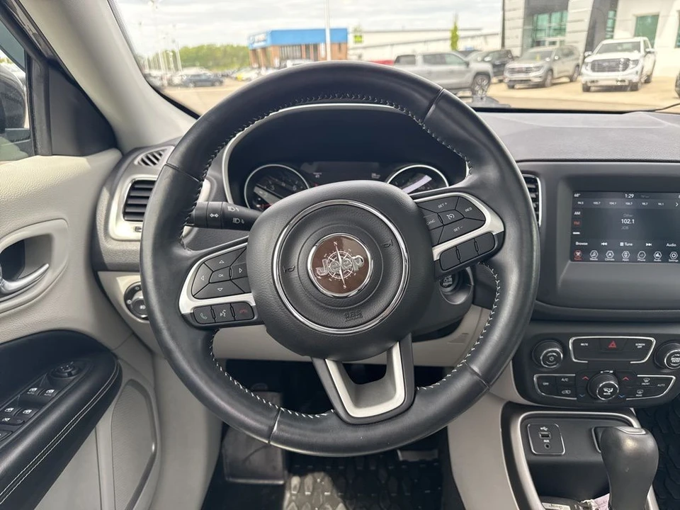 2018 Jeep Compass - Image 15 of 21