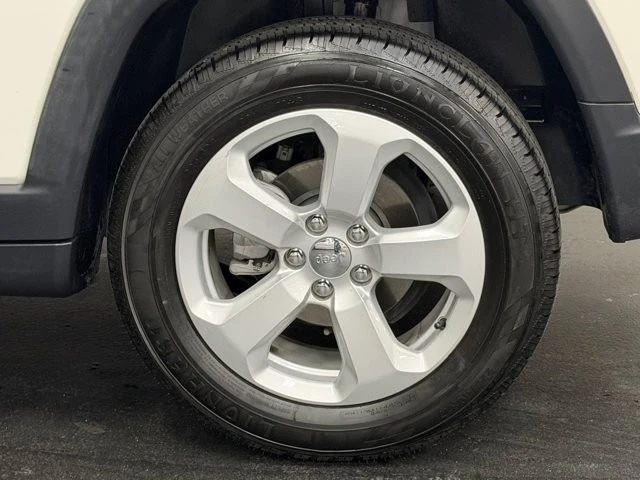 2018 Jeep Compass - Image 15 of 21