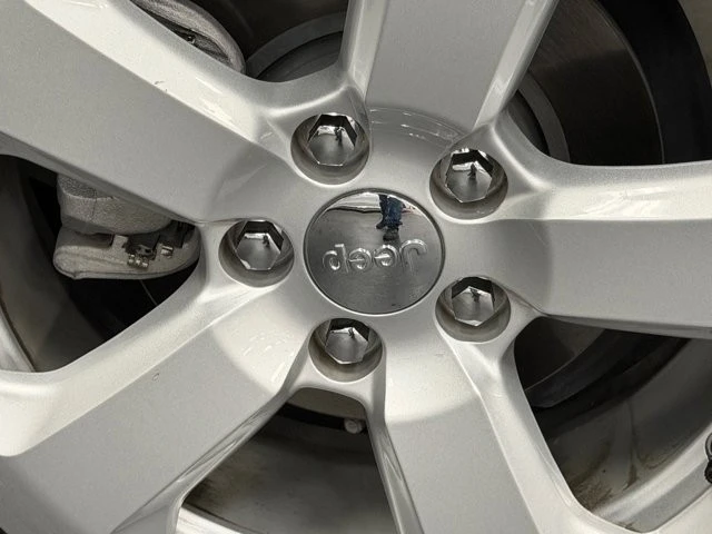 2018 Jeep Compass - Image 16 of 21