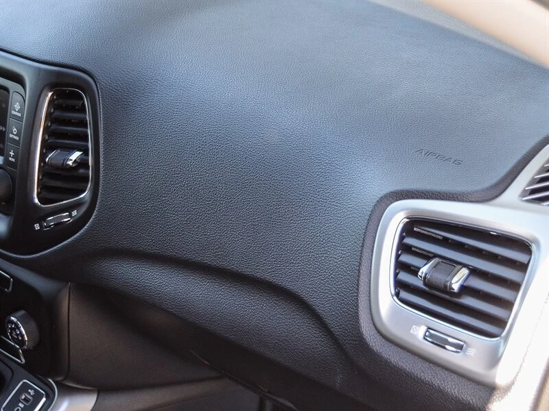 2018 Jeep Compass - Image 20 of 21