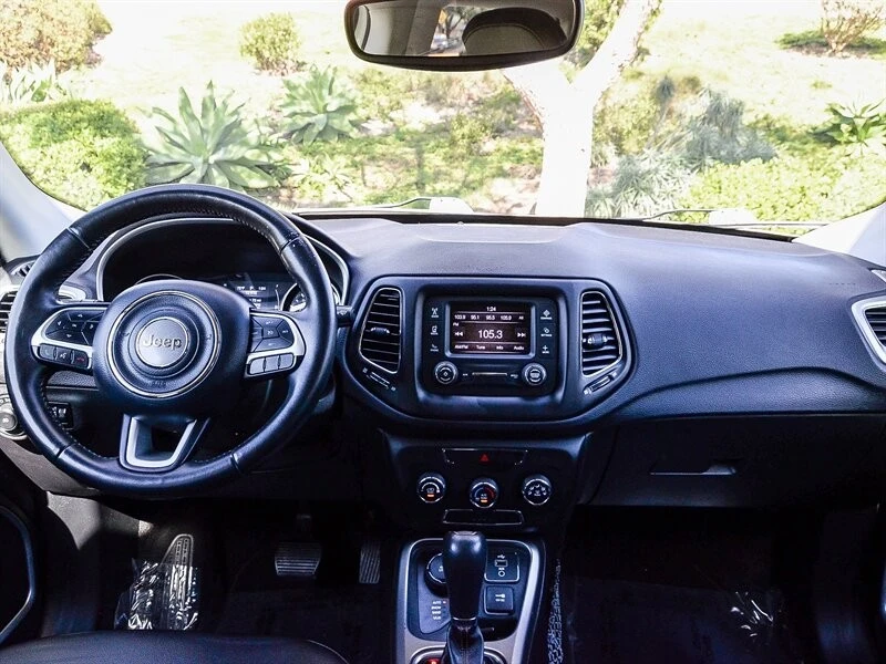 2018 Jeep Compass - Image 16 of 21