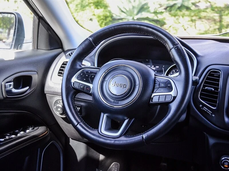 2018 Jeep Compass - Image 18 of 21