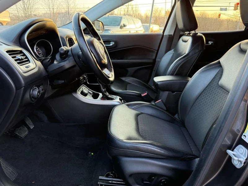 2018 Jeep Compass - Image 9 of 12