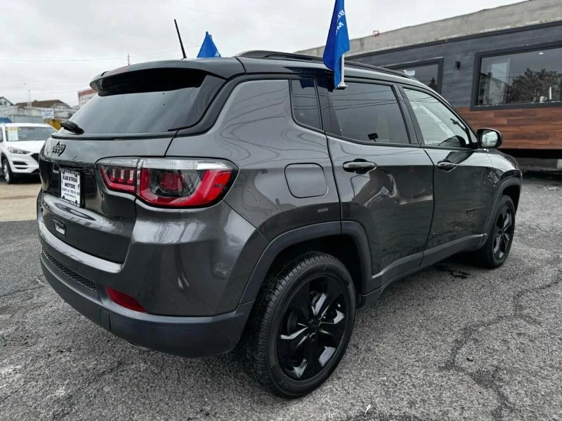 2018 Jeep Compass - Image 10 of 12