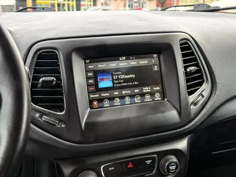 2018 Jeep Compass - Image 11 of 12