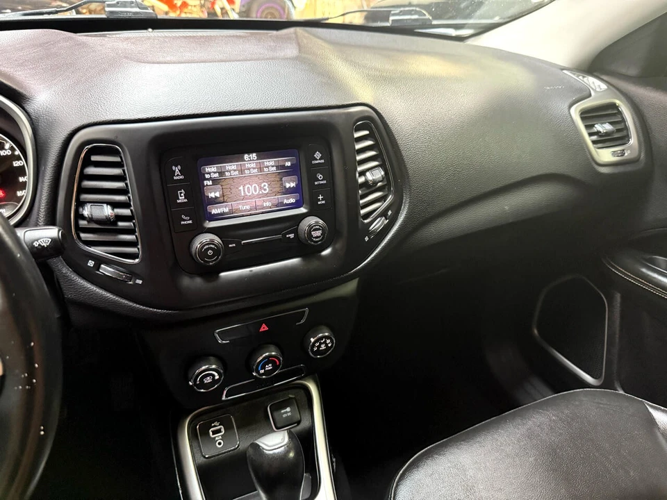 2018 Jeep Compass - Image 18 of 21