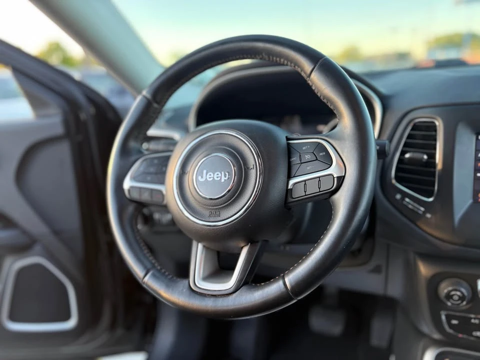 2018 Jeep Compass - Image 11 of 18