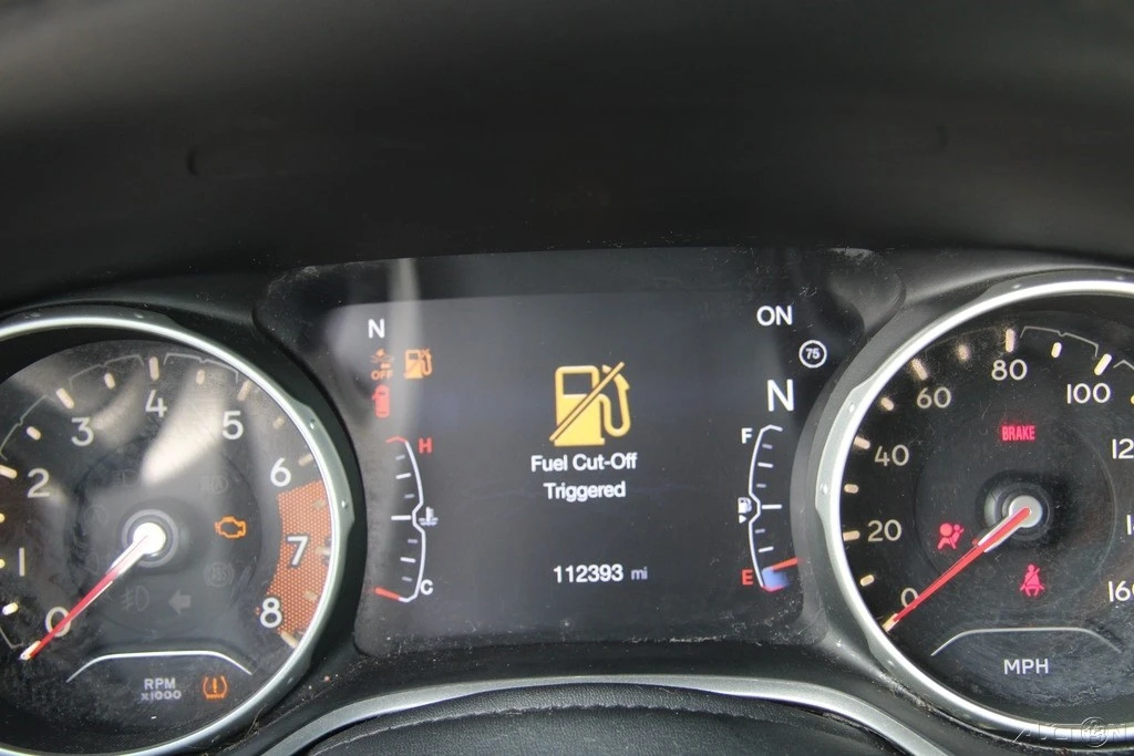 2018 Jeep Compass - Image 16 of 21