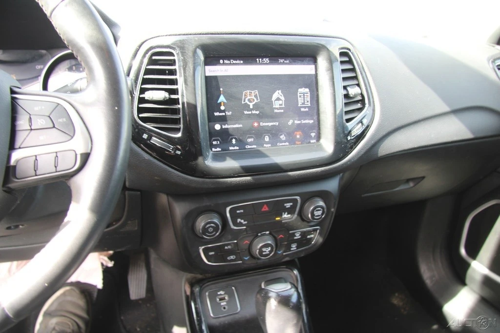 2018 Jeep Compass - Image 17 of 21