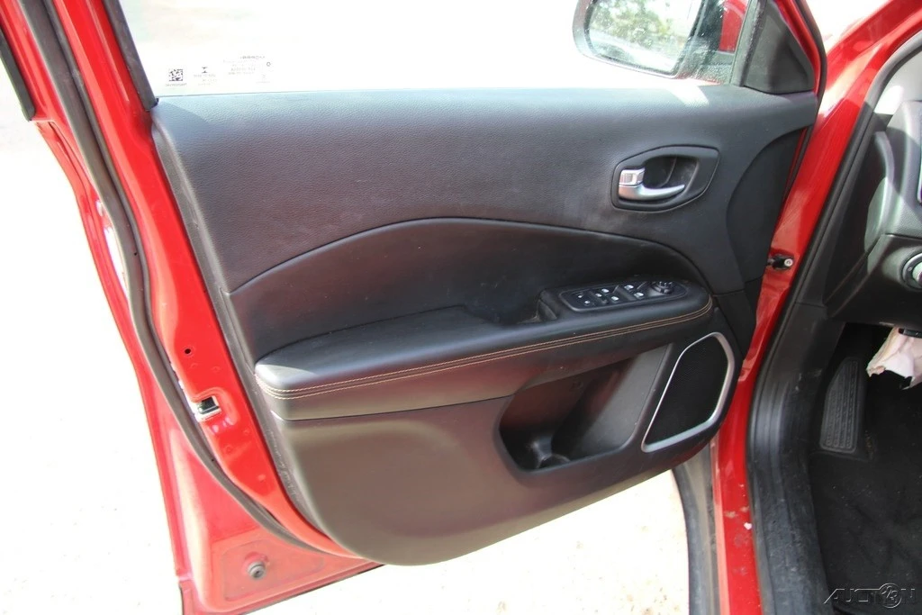 2018 Jeep Compass - Image 11 of 21