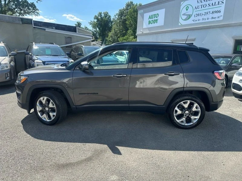 2018 Jeep Compass - Image 9 of 12