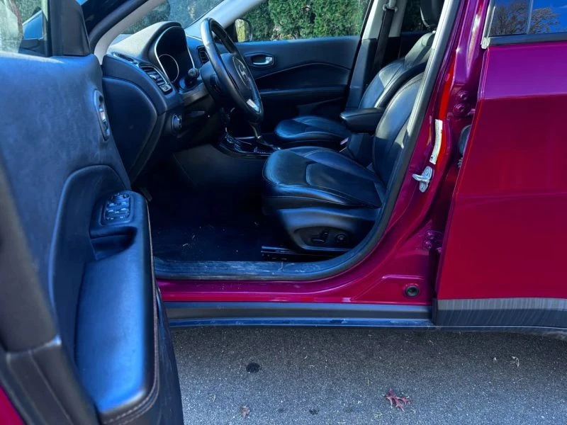 2018 Jeep Compass - Image 10 of 12