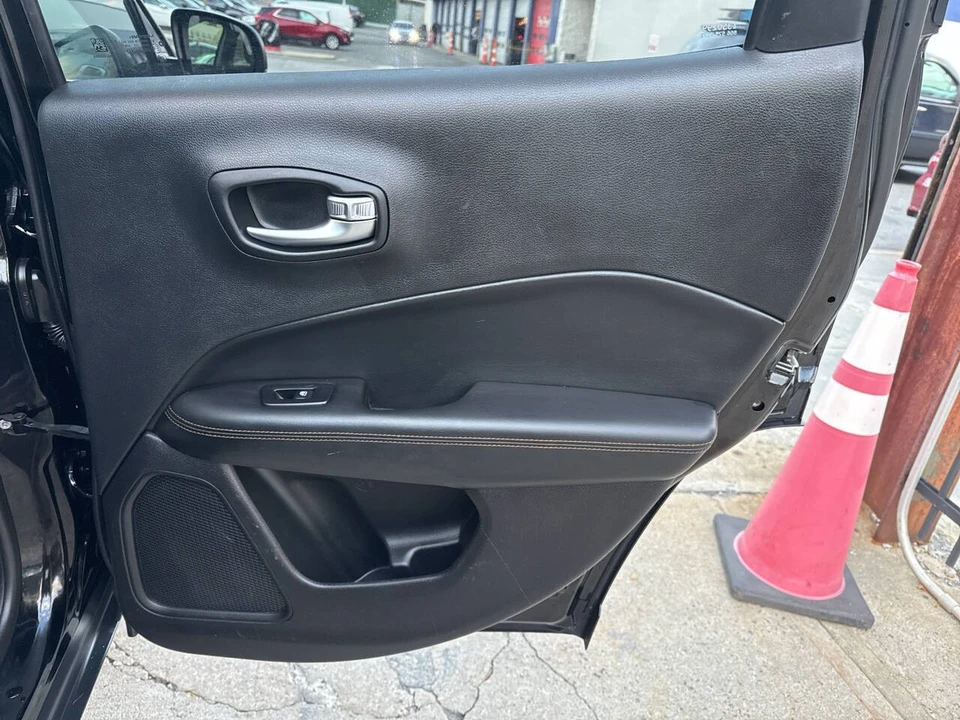 2018 Jeep Compass - Image 18 of 21