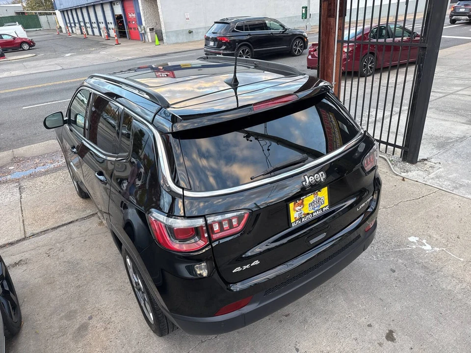 2018 Jeep Compass - Image 10 of 21