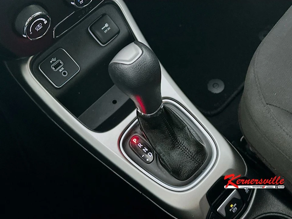 2018 Jeep Compass - Image 16 of 21