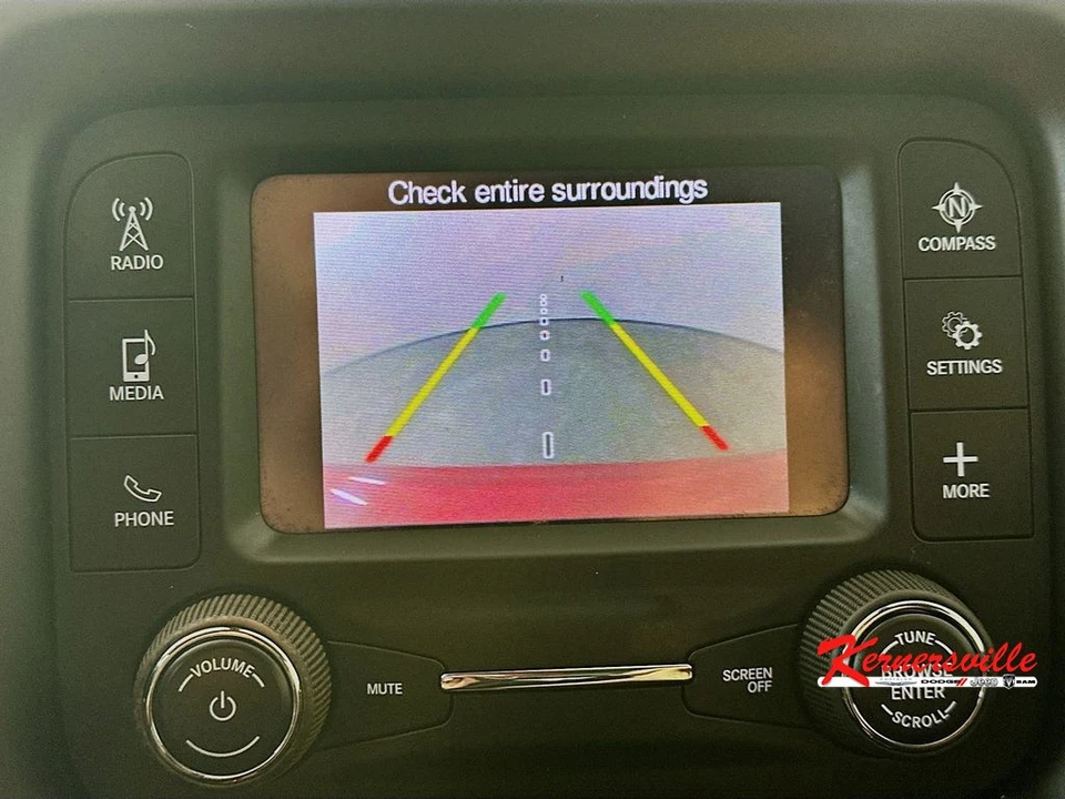 2018 Jeep Compass - Image 20 of 21
