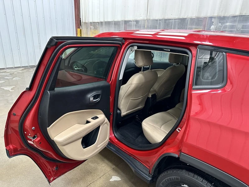 2018 Jeep Compass - Image 11 of 21