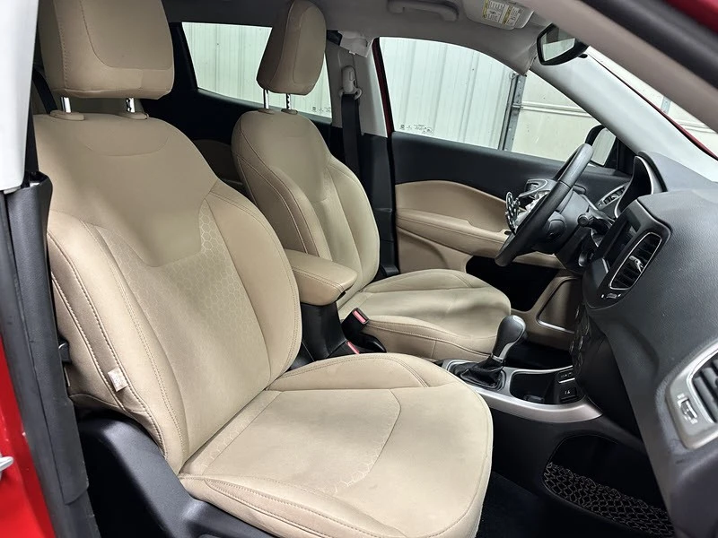 2018 Jeep Compass - Image 17 of 21