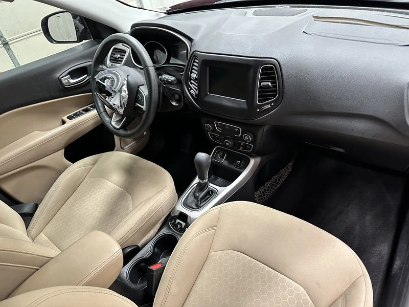 2018 Jeep Compass - Image 18 of 21