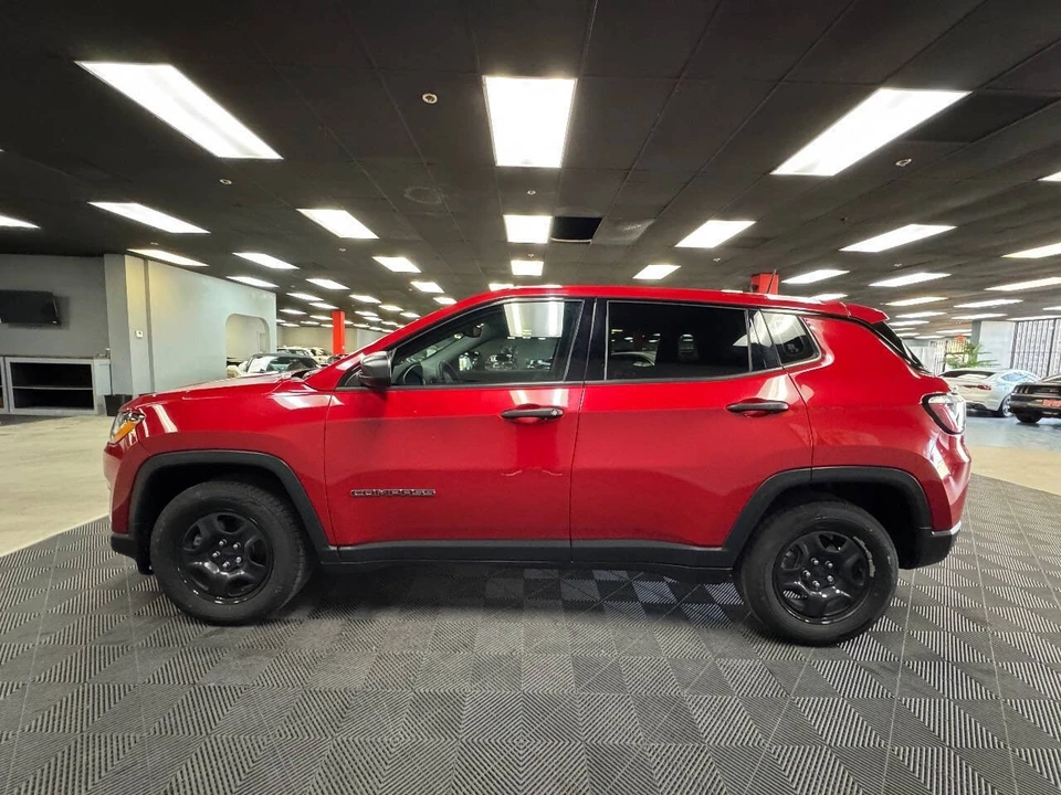 2018 Jeep Compass - Image 9 of 12