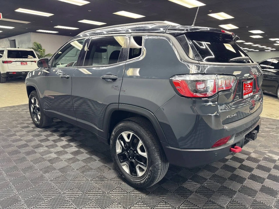 2018 Jeep Compass - Image 9 of 12