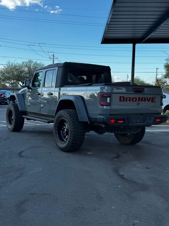 2018 Jeep SJ Gladiator - Image 4 of 11