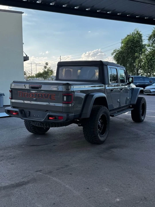 2018 Jeep SJ Gladiator - Image 6 of 11