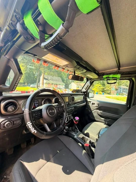 2018 Jeep Gladiator - Image 5 of 5
