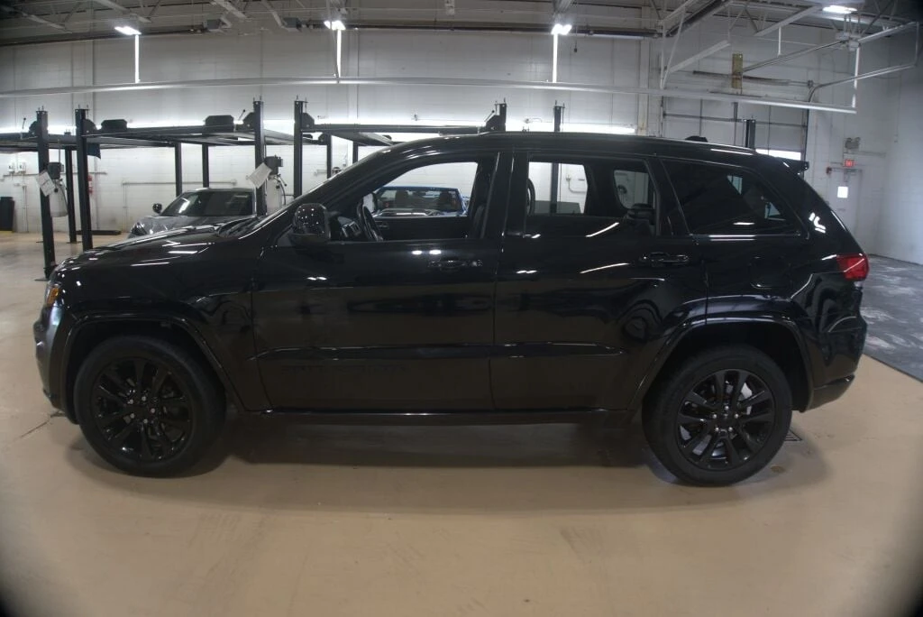 2018 Jeep Grand Cherokee - Image 2 of 31
