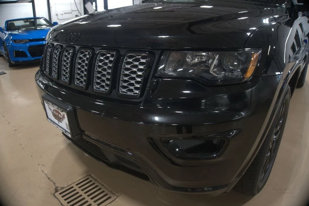 2018 Jeep Grand Cherokee - Image 10 of 31