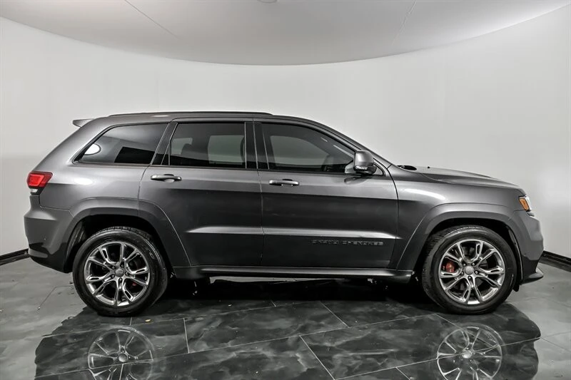 2018 Jeep WK2 Grand Cherokee SRT - Image 10 of 29