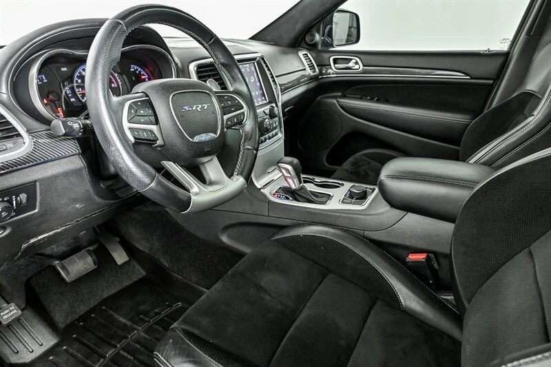 2018 Jeep WK2 Grand Cherokee SRT - Image 15 of 29
