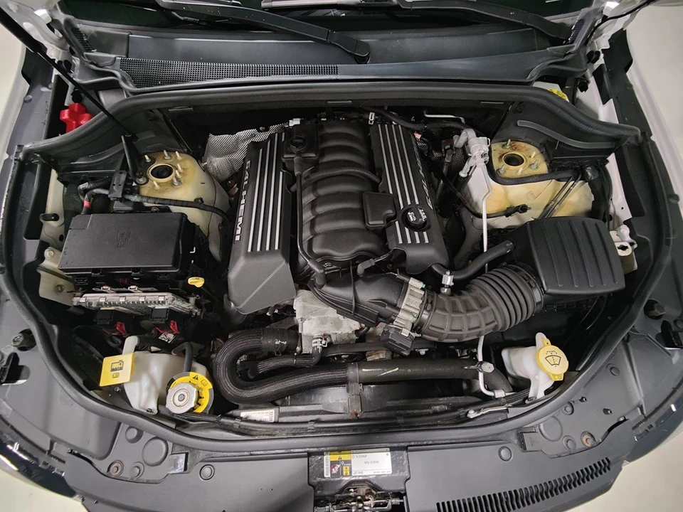 2018 Jeep WK2 Grand Cherokee SRT - Image 5 of 31