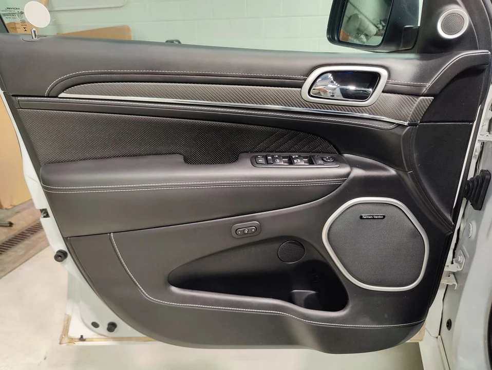 2018 Jeep WK2 Grand Cherokee SRT - Image 22 of 31