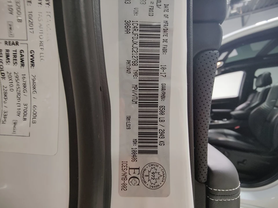 2018 Jeep WK2 Grand Cherokee SRT - Image 25 of 31