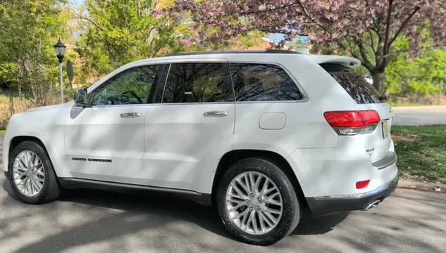 2018 Jeep Grand Cherokee Summit