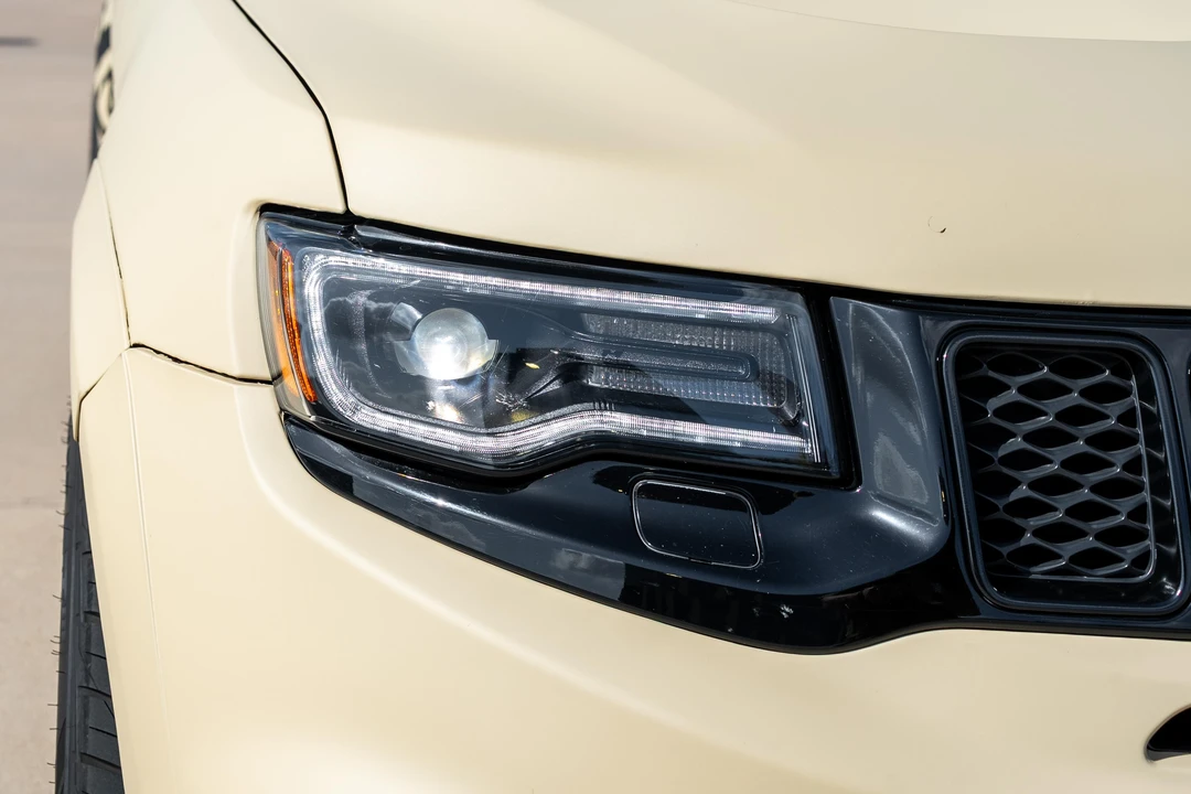 2018 Jeep WK2 Grand Cherokee Trackhawk - Image 13 of 31
