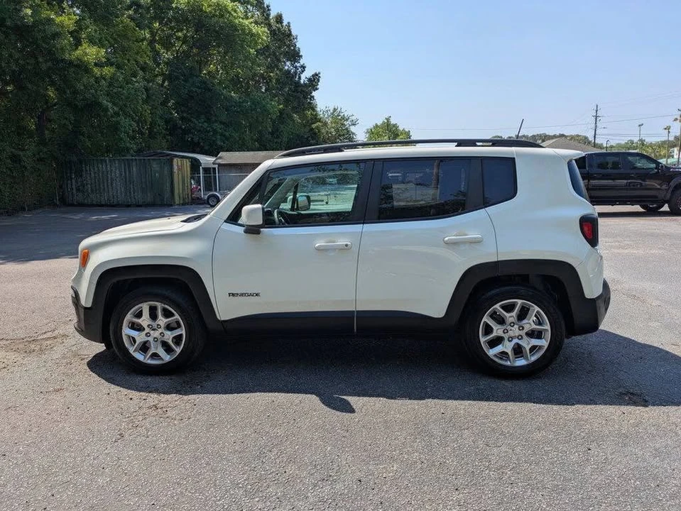 2018 Jeep Renegade - Image 8 of 20