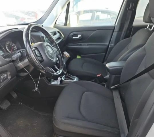 2018 Jeep Renegade - Image 4 of 5