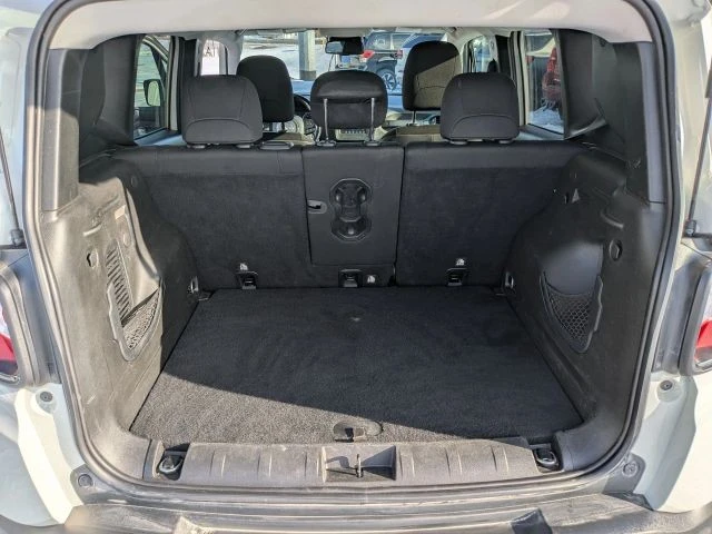 2018 Jeep Renegade - Image 19 of 20