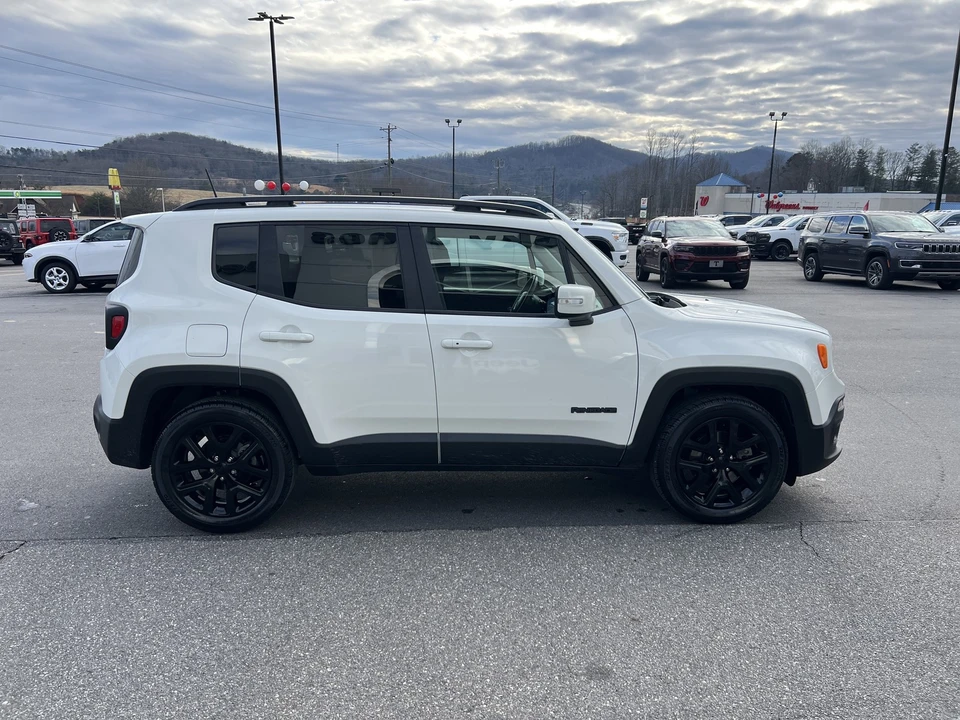 2018 Jeep Renegade - Image 4 of 12