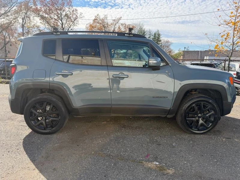 2018 Jeep Renegade - Image 4 of 12