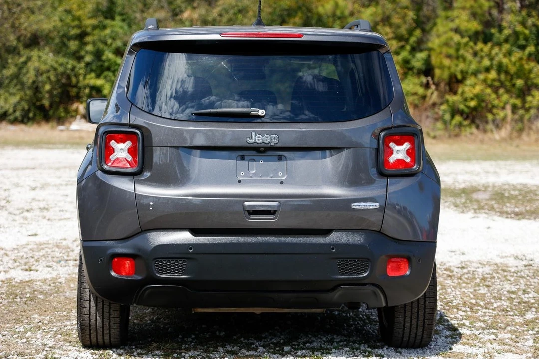 2018 Jeep Renegade - Image 5 of 12