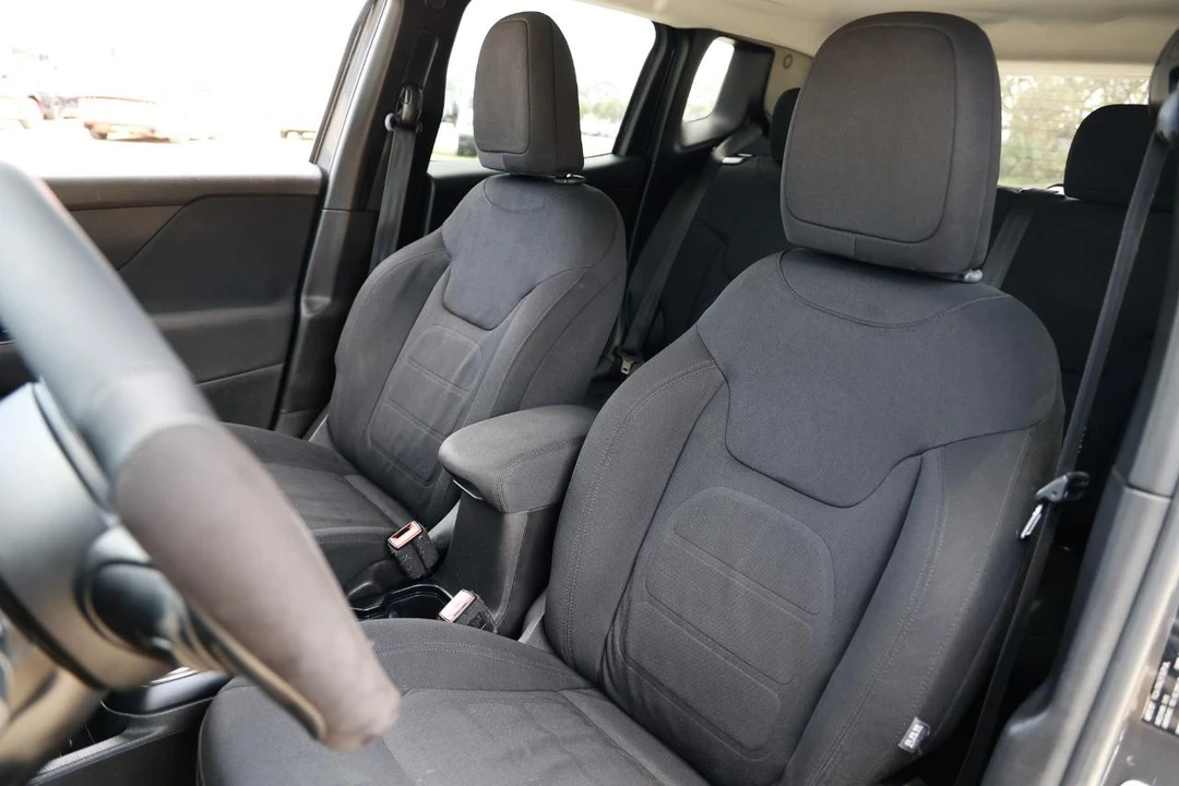 2018 Jeep Renegade - Image 6 of 12
