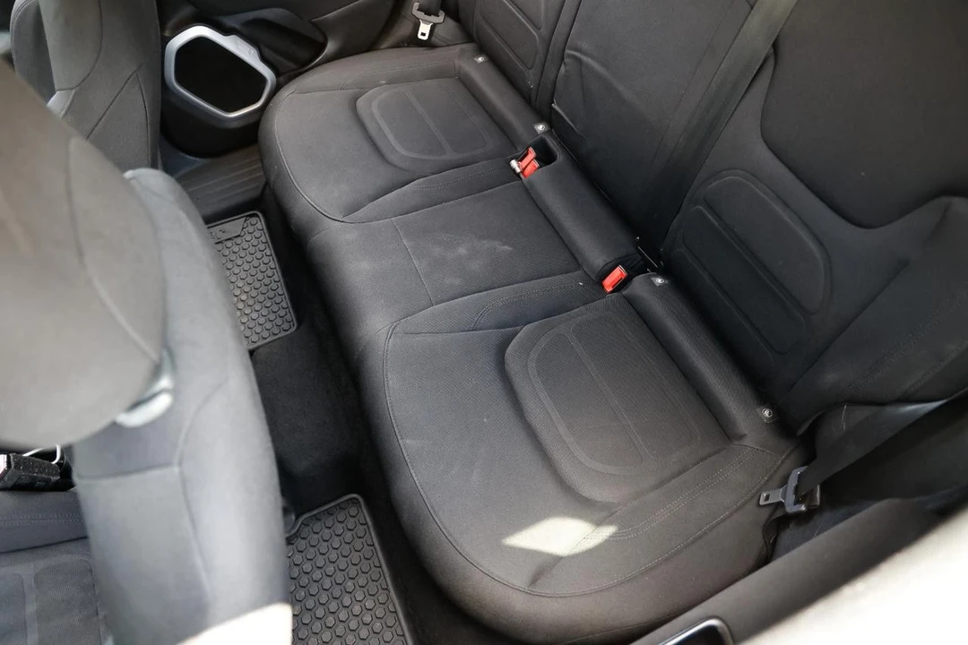2018 Jeep Renegade - Image 10 of 12