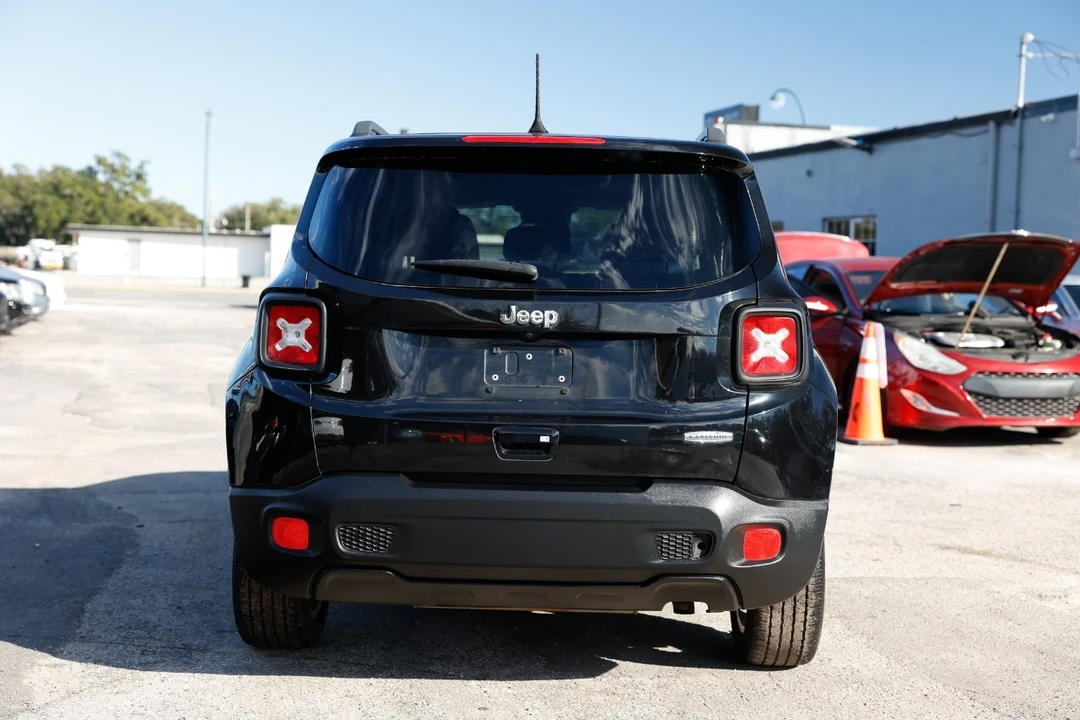 2018 Jeep Renegade - Image 7 of 21