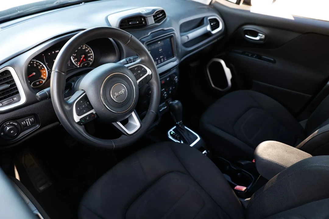 2018 Jeep Renegade - Image 4 of 21