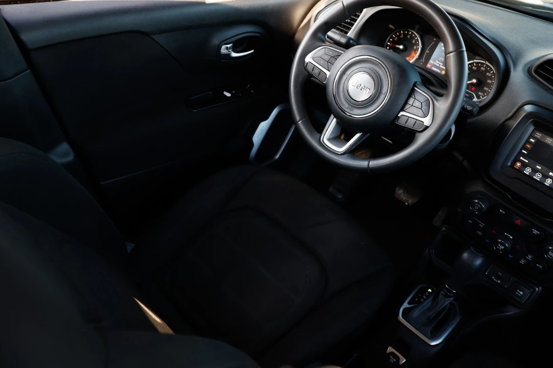 2018 Jeep Renegade - Image 20 of 21